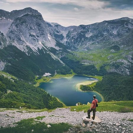 Apartman Sutjeska Т'єнтіште Екстер'єр фото